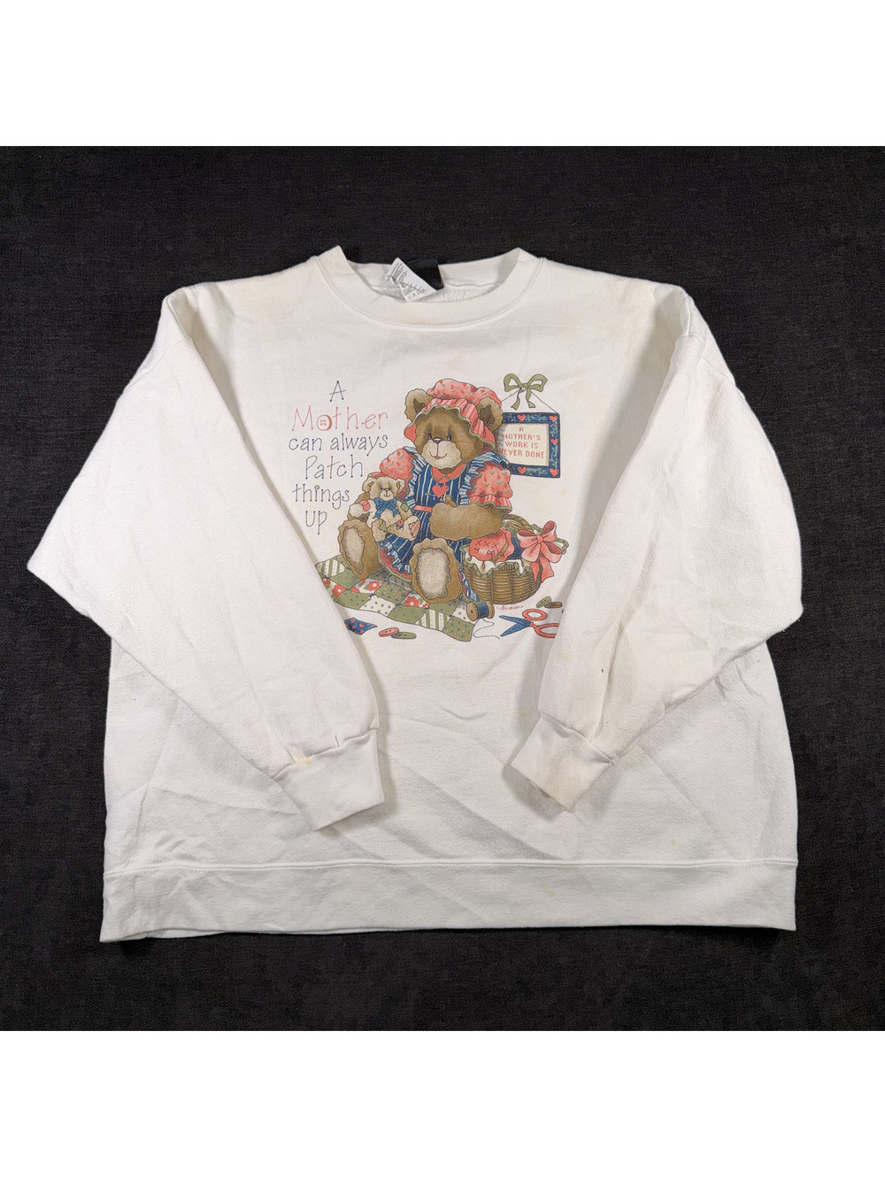 Jerry Leigh White Graphic Sweatshirt with Bear Patch Design, L/XL